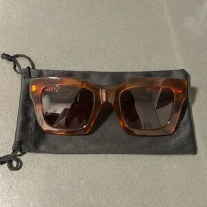 Like New Diff Sunglasses